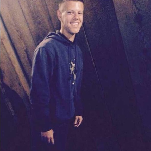 Meet your Posher, Steven - Picture 1 of 1